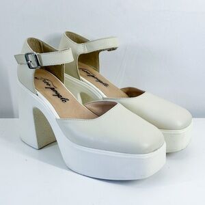 Free People White Leather Gwen Platform Mary Jane’s in Moonlight Size 9